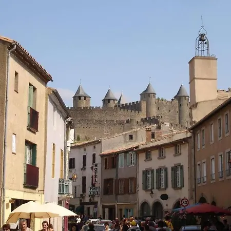 Au Pied De La Cite شقة