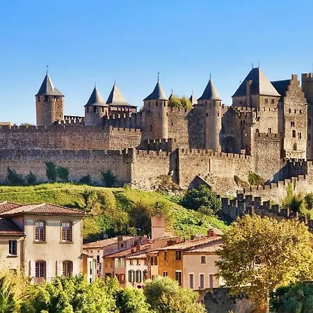 Au Pied De La Cite * Carcassonne